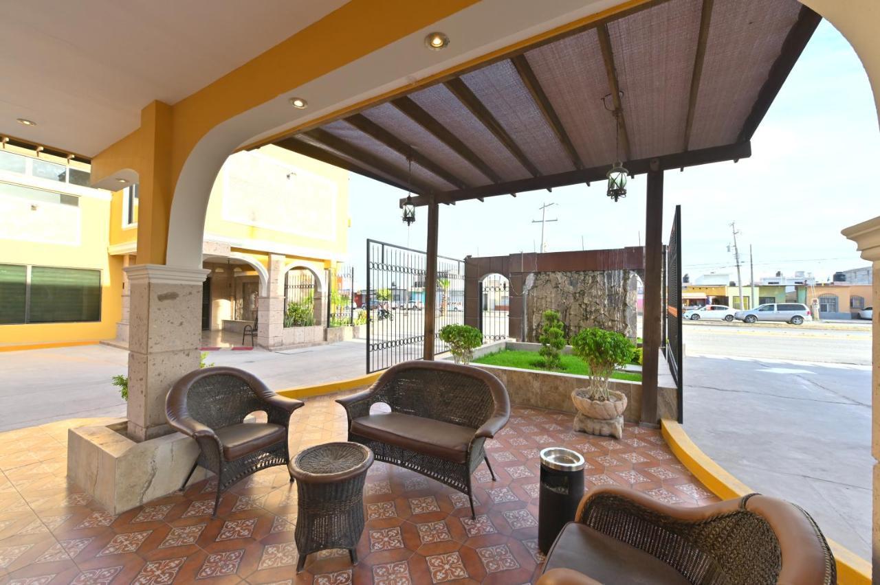 Hotel San Ignacio Inn Torreon Exterior photo